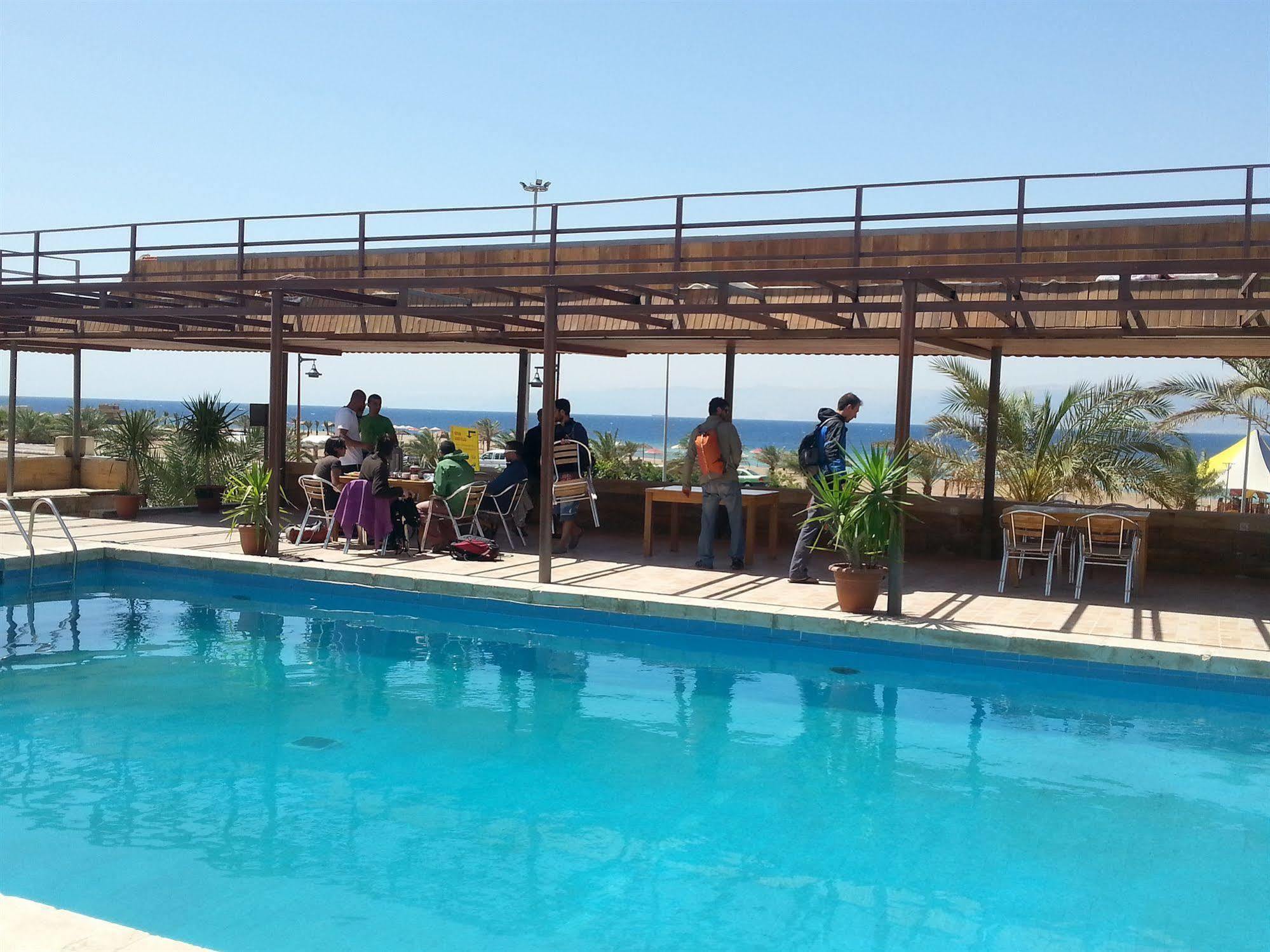 Darna Village Beach Hostel Al Burj Bagian luar foto
