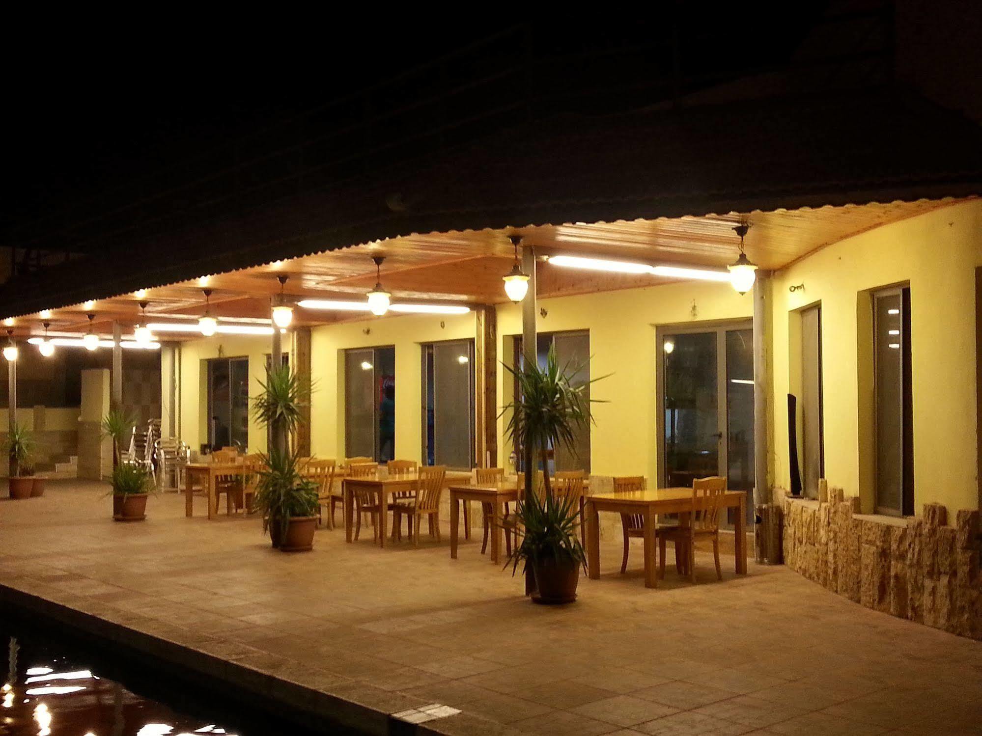 Darna Village Beach Hostel Al Burj Bagian luar foto